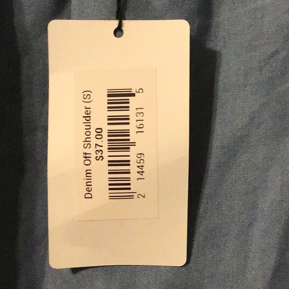 Top - Picture 2 of 3